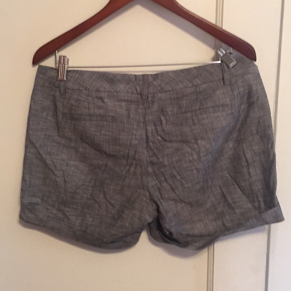 Banana Republic Grey Chambray Shorts - Picture 2 of 2